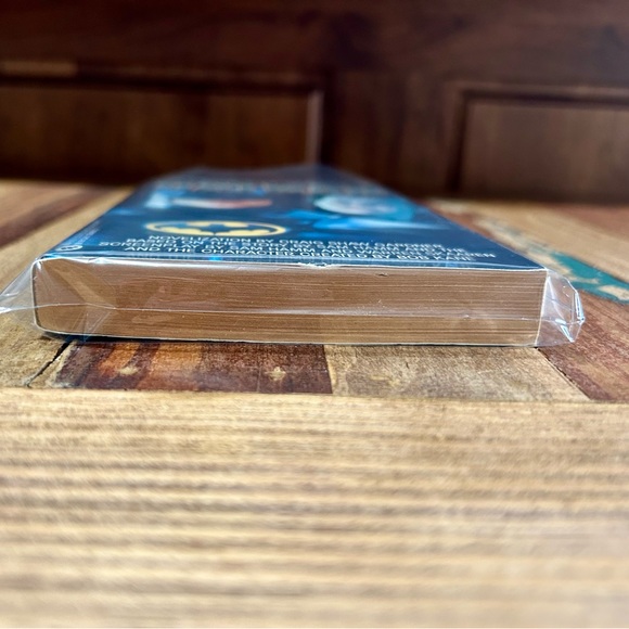 Batman Paperback🦇 - Picture 7 of 7